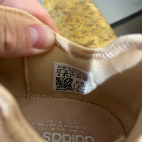 Adidas NMD size 6 - Picture 6 of 9